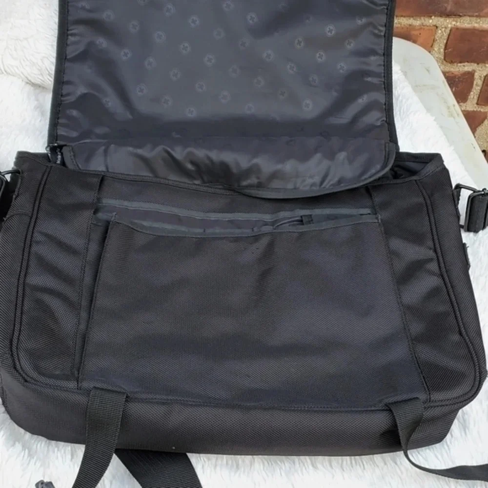Swiss Gear laptop bag‎